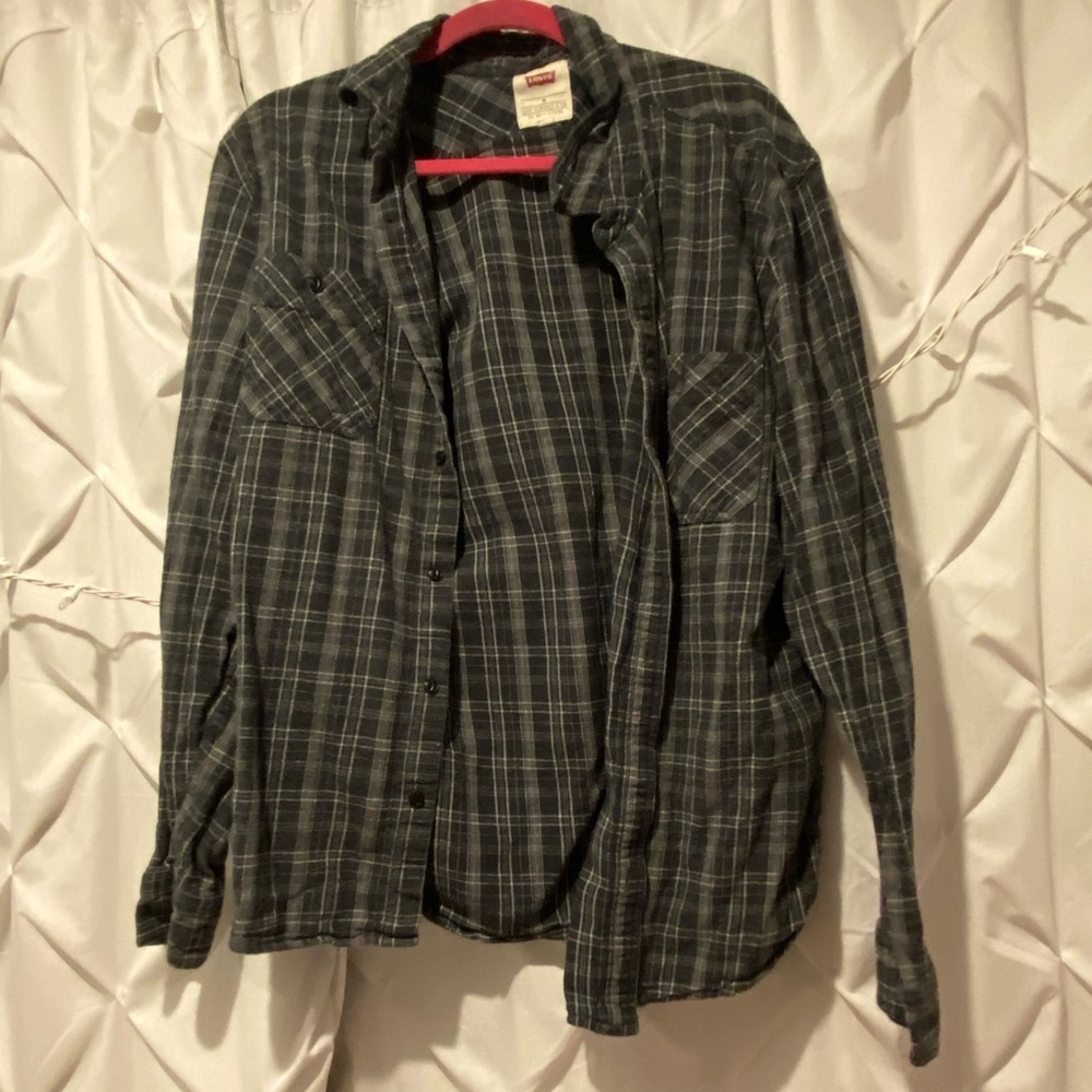 Levi’s flannel